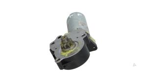 Gebruikte Stoelmotor Volvo V40 (MV) 2.0 D4 16V Prijs € 35,00 Margeregeling aangeboden door Automaterialen Ronald Morien B.V.