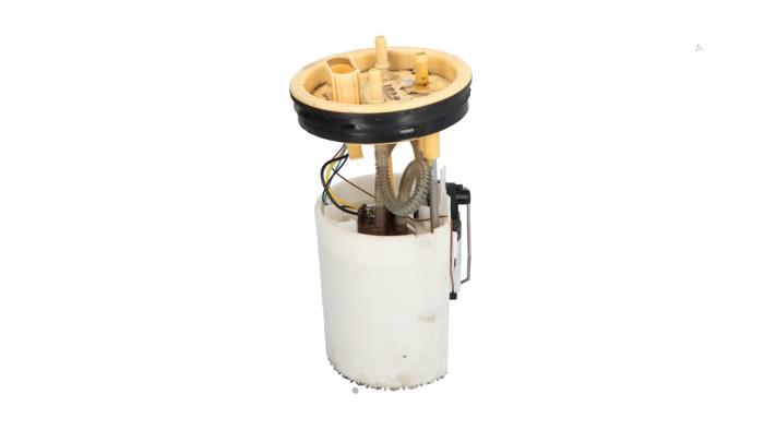 Gebruikte Tank element Pomp Volkswagen Polo V (6R) 1.2 TDI 12V BlueMotion Prijs € 35,00 Margeregeling aangeboden door Automaterialen Ronald Morien B.V.