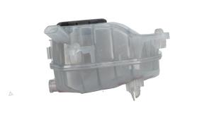 Nieuwe Expansievat Volkswagen Golf VIII (CD1) 1.4 GTE 16V Prijs € 15,00 Inclusief btw aangeboden door Automaterialen Ronald Morien B.V.