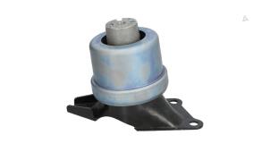 Gebruikte Motorrubber Volkswagen Transporter/Caravelle T6 2.0 TDI 150 Prijs € 20,00 Inclusief btw aangeboden door Automaterialen Ronald Morien B.V.