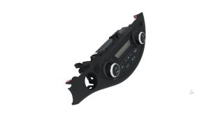 Gebruikte Airco bedieningspaneel Toyota Yaris III (P13) 1.5 16V Hybrid Prijs € 75,00 Margeregeling aangeboden door Automaterialen Ronald Morien B.V.