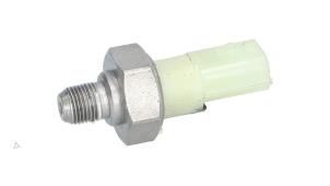Oliedruk sensor van een Renault Kadjar (RFEH) 1.3 TCE 140 FAP 16V 2020