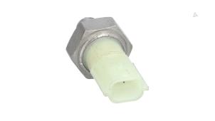 Oliedruk sensor van een Renault Kadjar (RFEH) 1.3 TCE 140 FAP 16V 2020