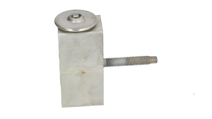 Gebruikte Expansieklep airco Opel Astra J GTC (PD2/PF2) 1.4 Turbo 16V ecoFLEX 140 Prijs € 15,00 Margeregeling aangeboden door Automaterialen Ronald Morien B.V.