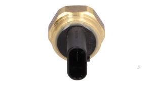 Nieuwe Oliedruk sensor Volkswagen Golf VII (AUA) 1.0 TSI 12V BlueMotion Prijs € 19,00 Inclusief btw aangeboden door Automaterialen Ronald Morien B.V.