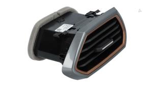 Gebruikte Luchtrooster Dashboard Cupra Formentor 2.5 VZ5 16V 4Drive Prijs € 35,00 Margeregeling aangeboden door Automaterialen Ronald Morien B.V.