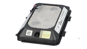 Gebruikte Antenne Cupra Formentor 2.5 VZ5 16V 4Drive Prijs € 49,00 Margeregeling aangeboden door Automaterialen Ronald Morien B.V.