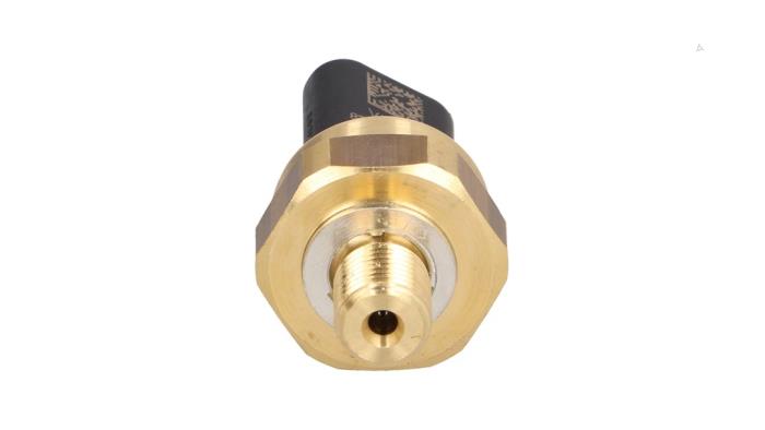 Nieuwe Oliedruk sensor Volkswagen Golf VII (AUA) 1.0 TSI 12V BlueMotion Prijs € 19,00 Inclusief btw aangeboden door Automaterialen Ronald Morien B.V.