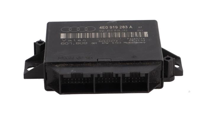 Gebruikte Module PDC Audi A8 (D3) 3.7 V8 40V Quattro Prijs € 50,00 Margeregeling aangeboden door Automaterialen Ronald Morien B.V.