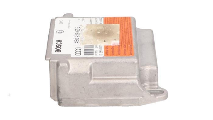 Gebruikte Module Airbag Audi A8 (D3) 3.7 V8 40V Quattro Prijs € 49,00 Margeregeling aangeboden door Automaterialen Ronald Morien B.V.