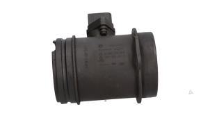 Gebruikte Luchthoeveelheidsmeter Audi A8 (D3) 3.7 V8 40V Quattro Prijs € 25,00 Margeregeling aangeboden door Automaterialen Ronald Morien B.V.