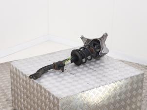 Gebruikte Mac Phersonpoot links-voor Audi A4 Avant (B8) 1.8 TFSI 16V Prijs € 45,00 Margeregeling aangeboden door Automaterialen Ronald Morien B.V.