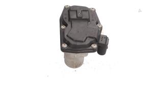 Gebruikte Gasklephuis Ford B-Max (JK8) 1.0 EcoBoost 12V 100 Prijs € 25,00 Margeregeling aangeboden door Automaterialen Ronald Morien B.V.