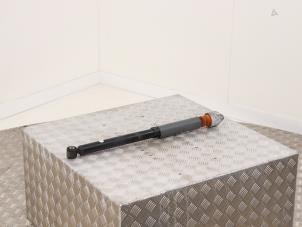 Gebruikte Schokbreker links-achter Ford B-Max (JK8) 1.0 EcoBoost 12V 100 Prijs € 35,00 Margeregeling aangeboden door Automaterialen Ronald Morien B.V.