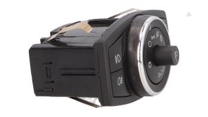 Gebruikte Schakelaar Licht Ford B-Max (JK8) 1.0 EcoBoost 12V 100 Prijs € 25,00 Margeregeling aangeboden door Automaterialen Ronald Morien B.V.