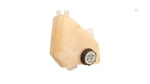 Gebruikte Expansievat Ford B-Max (JK8) 1.0 EcoBoost 12V 100 Prijs € 10,00 Margeregeling aangeboden door Automaterialen Ronald Morien B.V.