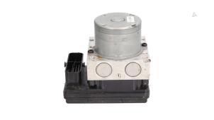 Gebruikte ABS Pomp Kia Rio IV (YB) 1.2 CVVT 16V Prijs € 195,00 Margeregeling aangeboden door Automaterialen Ronald Morien B.V.