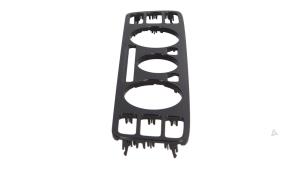 Gebruikte Afdekplaat diversen Volkswagen Up! (121) 1.0 12V 60 Prijs € 10,00 Margeregeling aangeboden door Automaterialen Ronald Morien B.V.