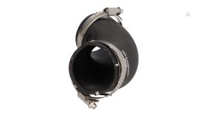 Gebruikte Intercooler Buis Volkswagen Crafter (SY) 2.0 TDI 4Motion Prijs € 25,00 Inclusief btw aangeboden door Automaterialen Ronald Morien B.V.