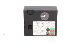 Gebruikte Compressor Peugeot 108 1.0 12V Prijs € 25,00 Margeregeling aangeboden door Automaterialen Ronald Morien B.V.