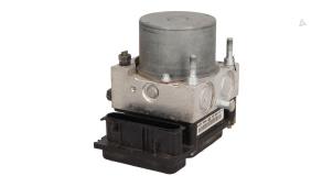 Gebruikte ABS Pomp Peugeot 107 1.0 12V Prijs € 19,00 Margeregeling aangeboden door Automaterialen Ronald Morien B.V.