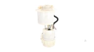 Gebruikte Brandstofpomp Elektrisch Peugeot 107 1.0 12V Prijs € 75,00 Margeregeling aangeboden door Automaterialen Ronald Morien B.V.