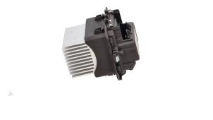 Gebruikte Kachel Weerstand Peugeot 108 1.0 12V VVT-i Prijs € 19,00 Margeregeling aangeboden door Automaterialen Ronald Morien B.V.