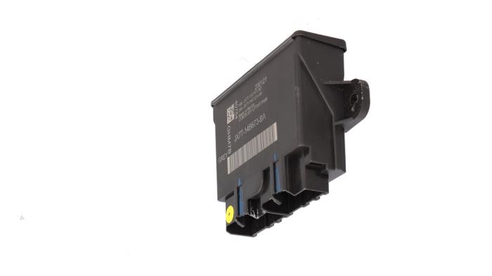 Gebruikte Module achterklep motor Ford Usa Mustang Mach-E 98kWh AWD Prijs € 75,00 Inclusief btw aangeboden door Automaterialen Ronald Morien B.V.