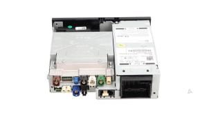 Nieuwe Multi Media Regelunit Volkswagen Touareg 2.0 TSI Prijs € 961,95 Inclusief btw aangeboden door Automaterialen Ronald Morien B.V.