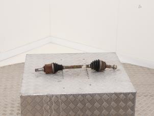 Gebruikte Homokineetas links-voor Opel Corsa D 1.3 CDTi 16V ecoFLEX Prijs € 25,00 Margeregeling aangeboden door Automaterialen Ronald Morien B.V.