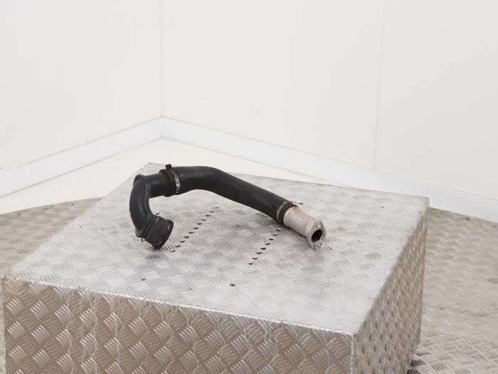 Gebruikte Intercooler Buis Opel Astra J GTC (PD2/PF2) 2.0 CDTI 16V ecoFLEX Prijs € 95,00 Margeregeling aangeboden door Automaterialen Ronald Morien B.V.