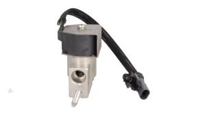 Gebruikte Airco deel (div) Peugeot 208 II (UB/UH/UP) e-208 50 kWh Prijs € 65,00 Inclusief btw aangeboden door Automaterialen Ronald Morien B.V.