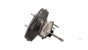 Gebruikte Rembol Renault Clio IV (5R) 0.9 Energy TCE 90 12V Prijs € 35,00 Margeregeling aangeboden door Automaterialen Ronald Morien B.V.