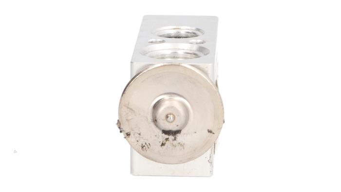 Gebruikte Airco expansieklep Renault Clio IV (5R) 0.9 Energy TCE 90 12V Prijs € 25,00 Margeregeling aangeboden door Automaterialen Ronald Morien B.V.