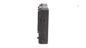 Gebruikte Computer Body Control Renault Clio IV (5R) 0.9 Energy TCE 90 12V Prijs € 49,00 Margeregeling aangeboden door Automaterialen Ronald Morien B.V.