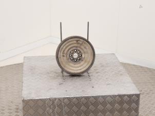 Gebruikte Vliegwiel dubbele massa Mercedes B (W247) 2.0 B-200d Prijs € 350,00 Margeregeling aangeboden door Automaterialen Ronald Morien B.V.