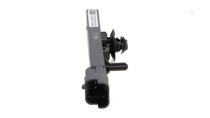 Gebruikte Antenne Opel Corsa F (UB/UH/UP) Electric, Corsa-e 50kWh Prijs € 9,08 Inclusief btw aangeboden door Automaterialen Ronald Morien B.V.