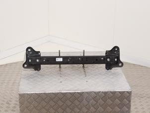 Gebruikte Frontbalk Tesla Model 3 Long Range, Performance AWD Prijs € 75,00 Inclusief btw aangeboden door Automaterialen Ronald Morien B.V.