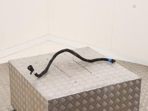 Gebruikte Koelwaterslang Tesla Model 3 Long Range, Performance AWD Prijs € 48,99 Inclusief btw aangeboden door Automaterialen Ronald Morien B.V.