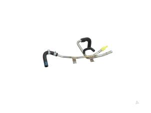 Nieuwe Brandstofleiding Volkswagen Golf VIII (CD1) 2.0 TDI 16V 4Motion Prijs € 25,00 Inclusief btw aangeboden door Automaterialen Ronald Morien B.V.