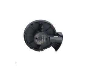Gebruikte Airbag Sensor Volkswagen Polo VI (AW1) 1.0 TSI 12V Prijs € 25,00 Inclusief btw aangeboden door Automaterialen Ronald Morien B.V.