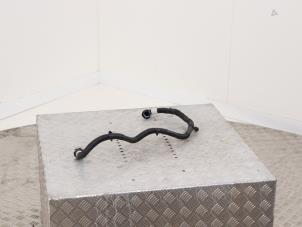 Gebruikte Waterpijp Tesla Model Y (5YJY) RWD Prijs € 39,00 Inclusief btw aangeboden door Automaterialen Ronald Morien B.V.