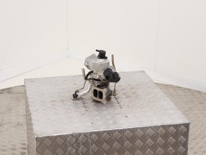 Turbo van een Audi Q5 Sportback (FYS/FYT) 2.0 40 TFSI 16V Mild Hybrid Quattro 16V 2022