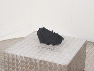 Gebruikte Distributiedeksel Audi A4 (B8) 2.0 TDI 16V Quattro Prijs € 14,99 Inclusief btw aangeboden door Automaterialen Ronald Morien B.V.