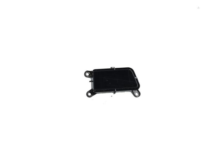 Gebruikte Display Interieur Renault Megane IV (RFBB) 1.3 TCe 140 16V Prijs € 65,00 Margeregeling aangeboden door Automaterialen Ronald Morien B.V.