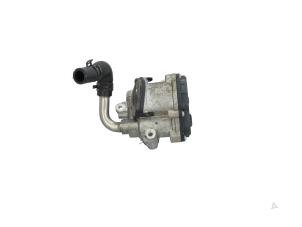 Gebruikte EGR Klep Volkswagen Passat (3G2) 2.0 TDI 16V 190 4Motion Prijs € 35,00 Margeregeling aangeboden door Automaterialen Ronald Morien B.V.