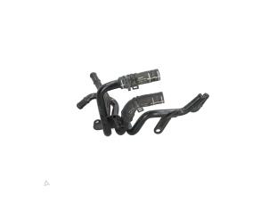 Gebruikte Waterpijp Volkswagen Jetta IV (162/16A) 2.0 TDI 16V Prijs € 39,00 Margeregeling aangeboden door Automaterialen Ronald Morien B.V.