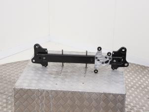 Gebruikte Motorbalk Tesla Model 3 Long Range 72kWh Prijs € 95,00 Inclusief btw aangeboden door Automaterialen Ronald Morien B.V.