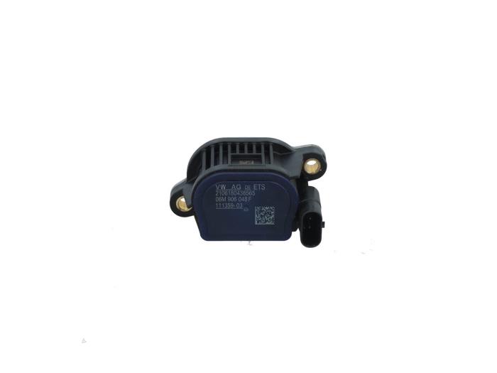 Gebruikte Nokkenas Sensor Porsche Cayenne III (9YA) 3.0 V6 Turbo 24V Prijs € 19,00 Margeregeling aangeboden door Automaterialen Ronald Morien B.V.