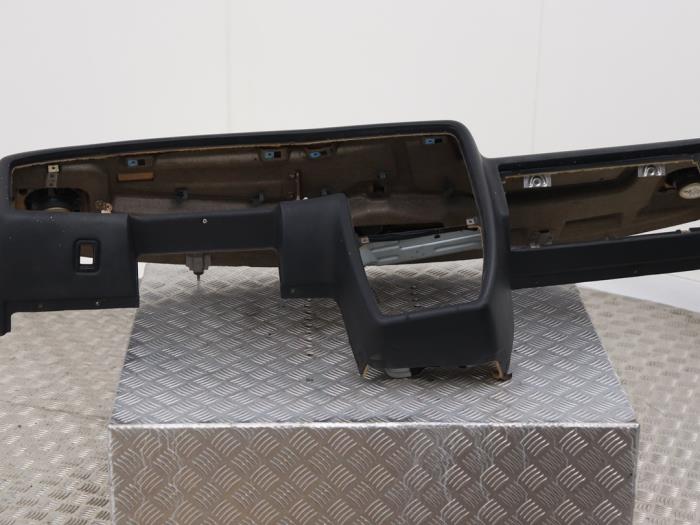 Gebruikte Dashboard Volkswagen Corrado 2.9 VR6 Prijs € 75,00 Margeregeling aangeboden door Automaterialen Ronald Morien B.V.